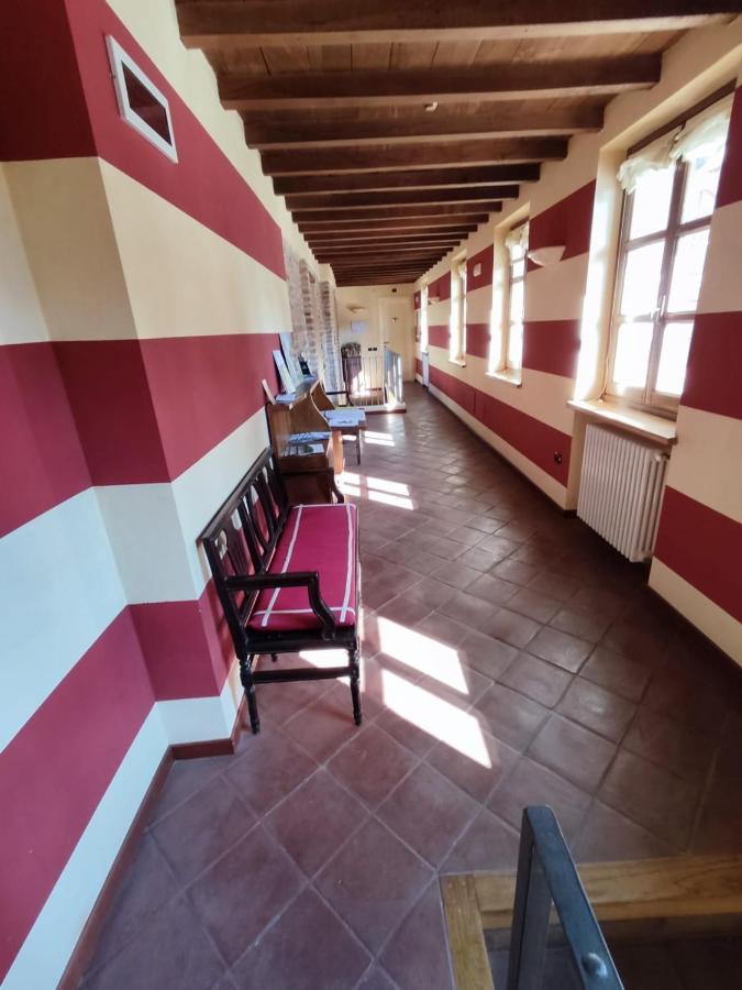 Foresteria Ristorante Conti Roero Monticello d'Alba エクステリア 写真