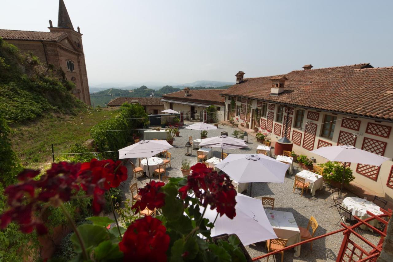 Foresteria Ristorante Conti Roero Monticello d'Alba エクステリア 写真